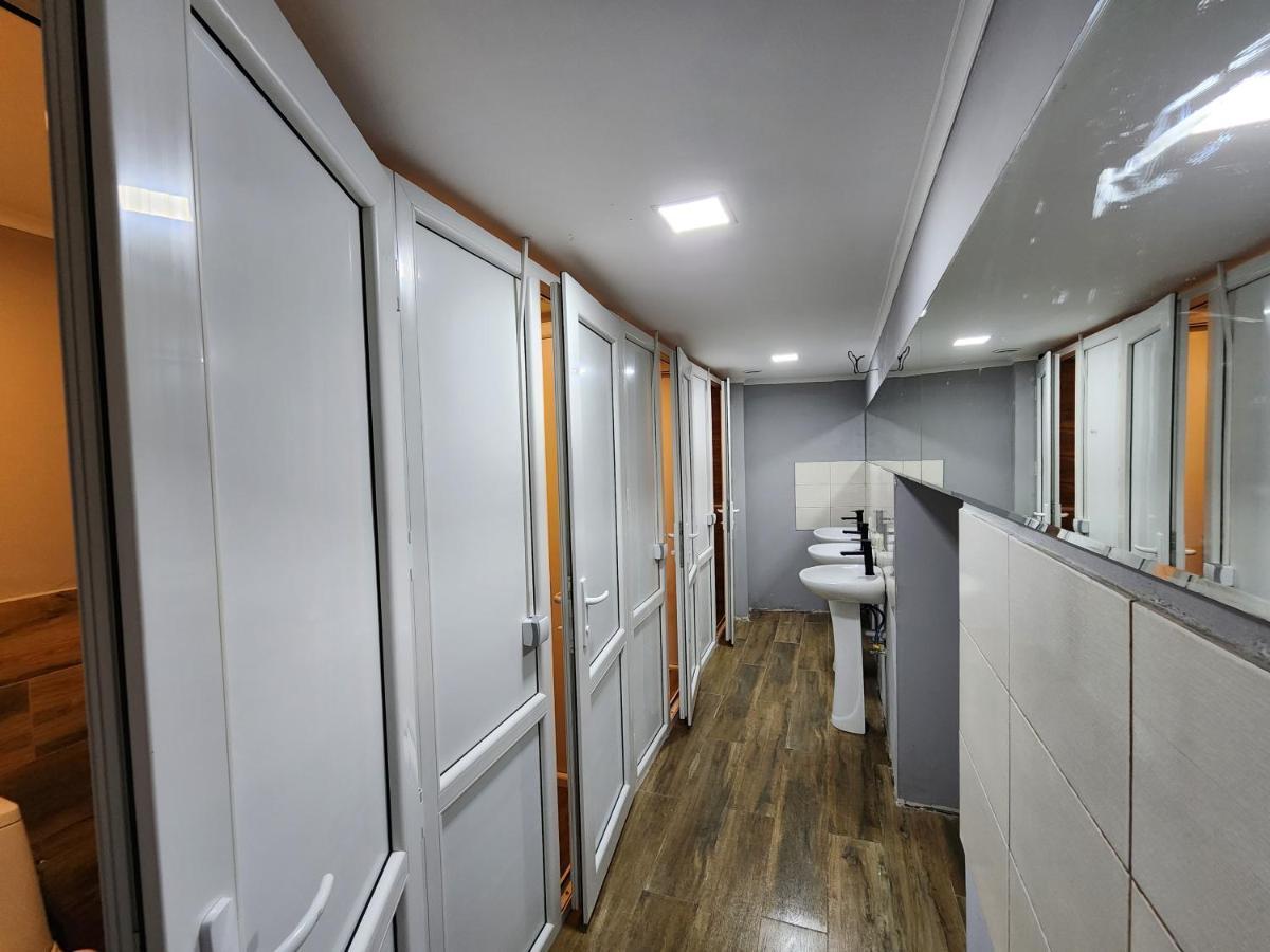 Gala Hostel Tbilisi Bagian luar foto